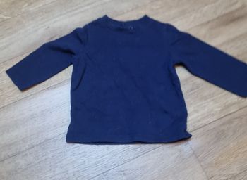 haut garçon manches longues bleu marine taille 3 mois