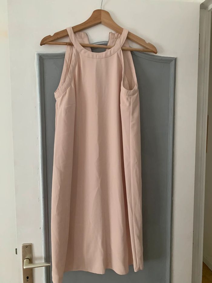 Robe rose pale