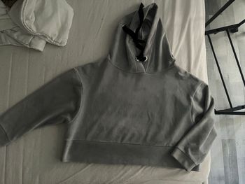  Sweat court à capuche gris – One by Gémo – Taille S