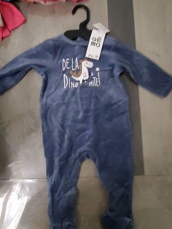 Pyjama bébé 6 Mois.