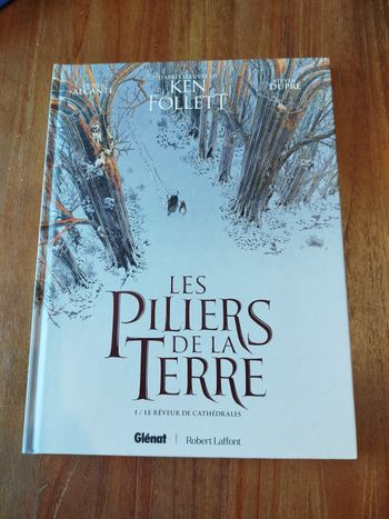 BD Les piliers de la terre - tome 1