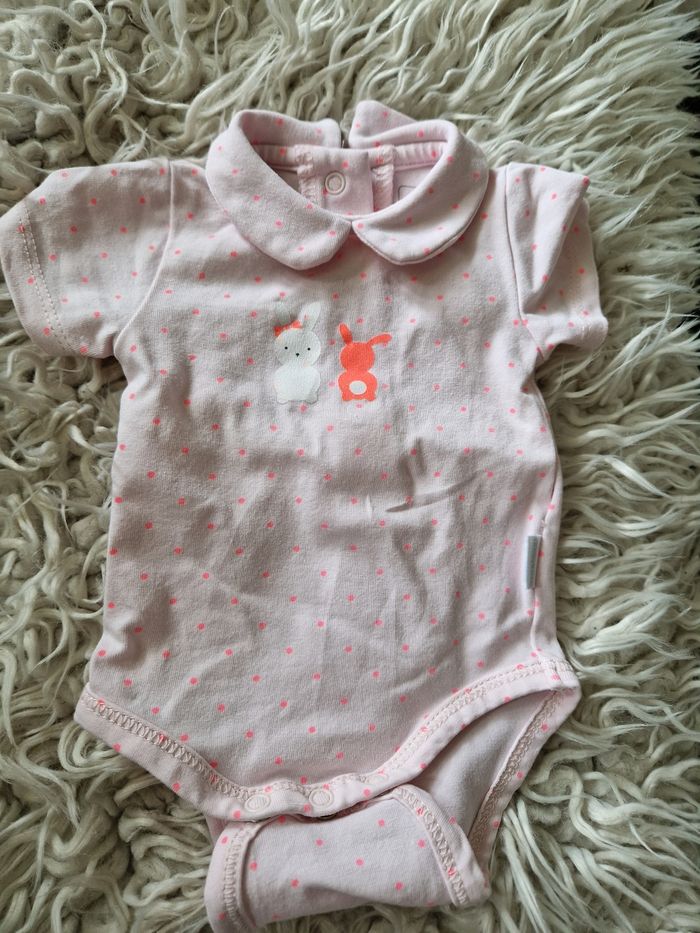 Lot de vêtements bebe fille de 0-56cm - photo numéro 2