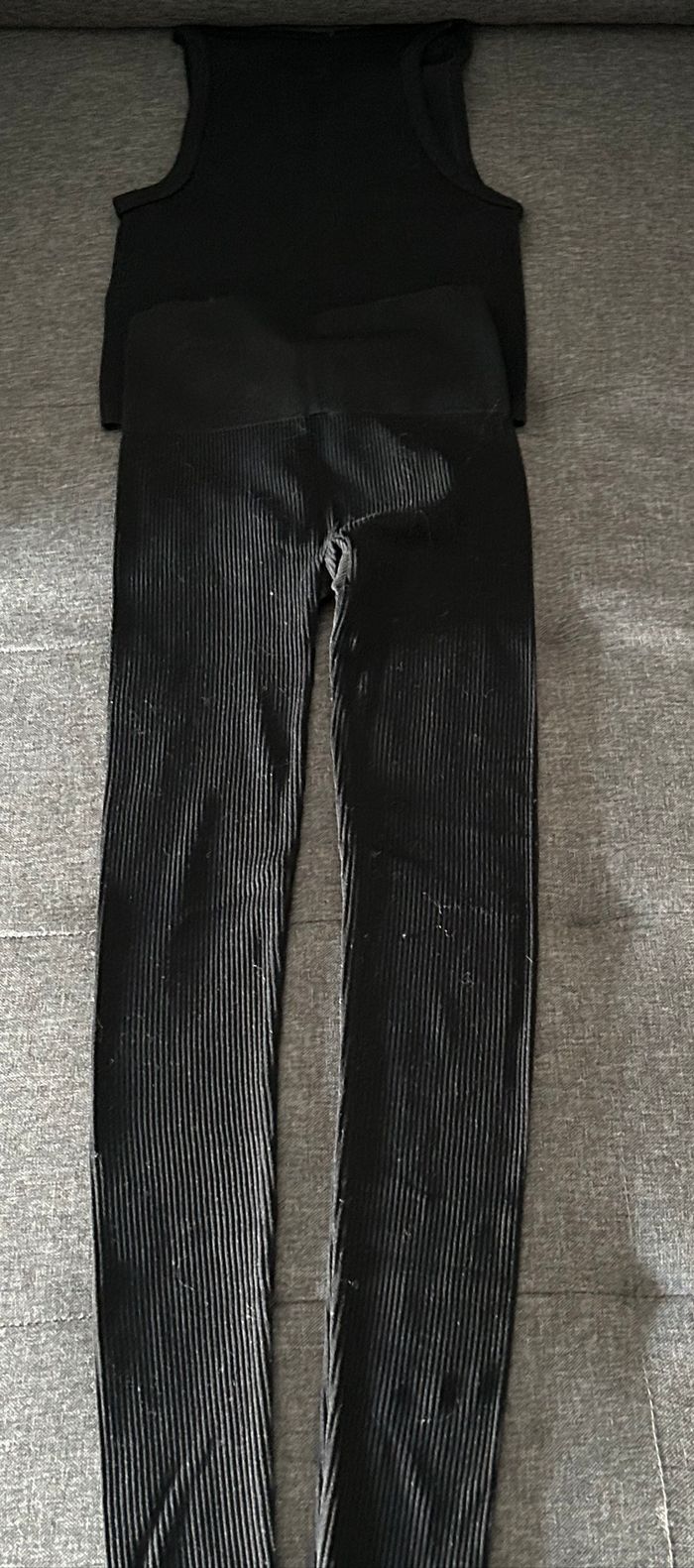 Top + legging stradivarius - photo numéro 3