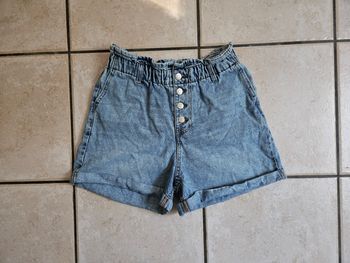 Short en taille haute 