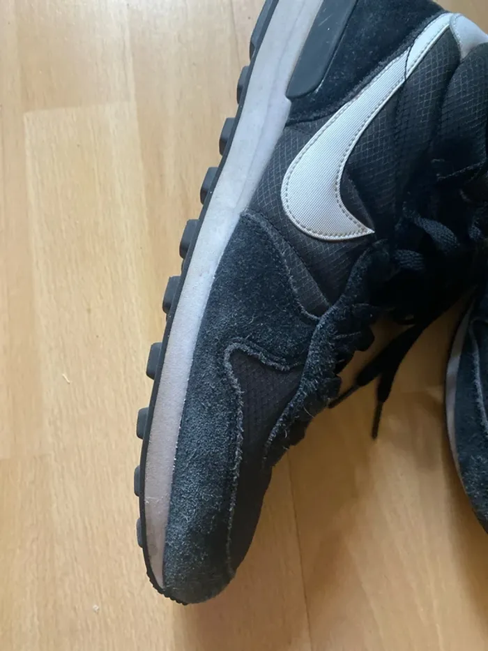 Chaussures Baskets Nike pointure 46 - photo numéro 3