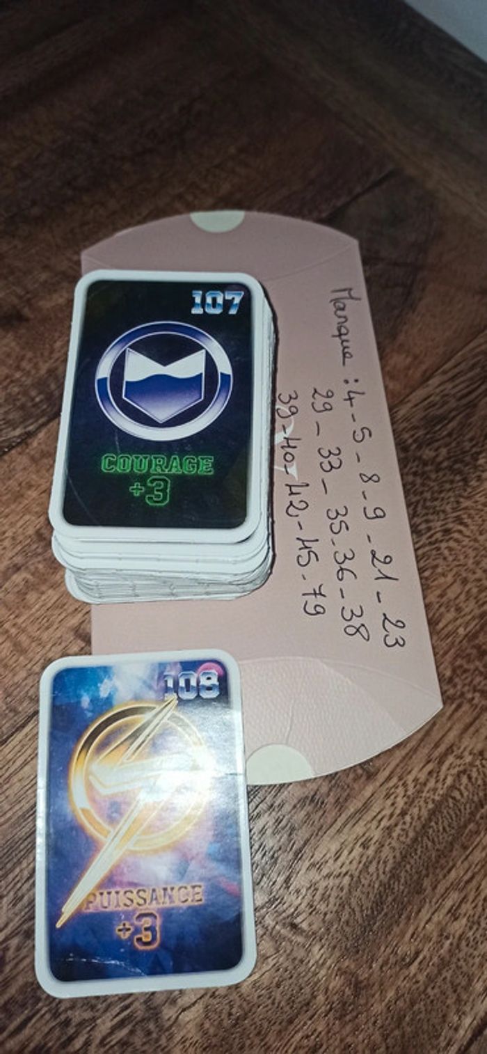 Lot cartes révèle ton pouvoir Marvel - photo numéro 2