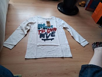 T-shirt manche longue 8 ans TAO