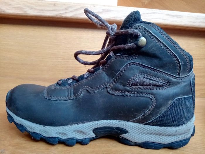 Chaussures de marche Colombia 35 - photo numéro 11