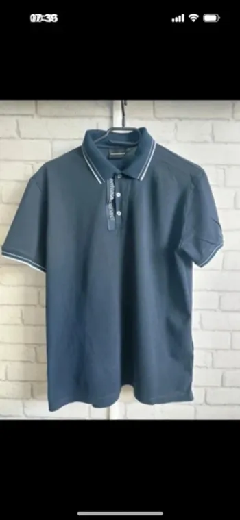 Polo Emporio Armani taille M