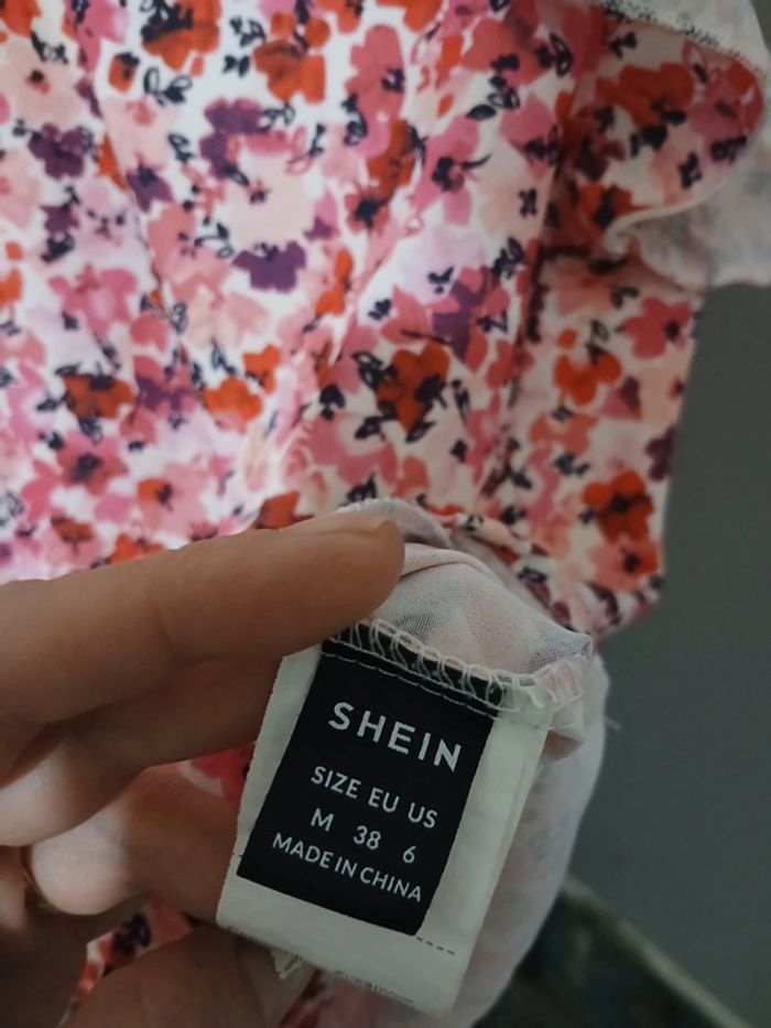 Blouse fleurie Shein taille M - photo numéro 5