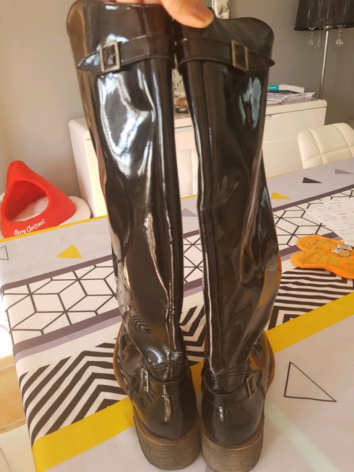 Bottes vernies - photo numéro 3