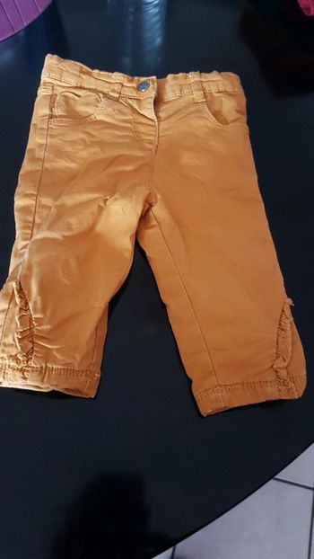 Pantalon moutarde 9 mois