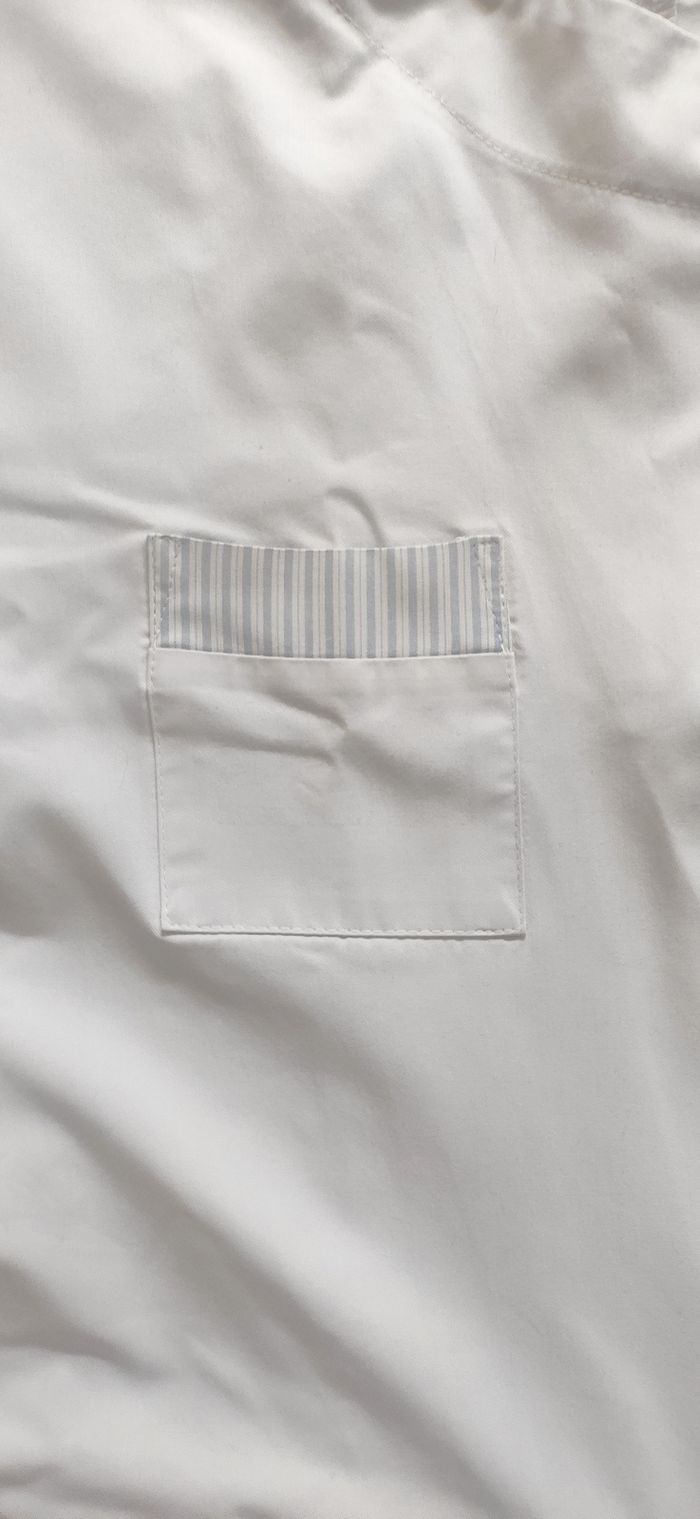 Lot de blouses médicales - photo numéro 7