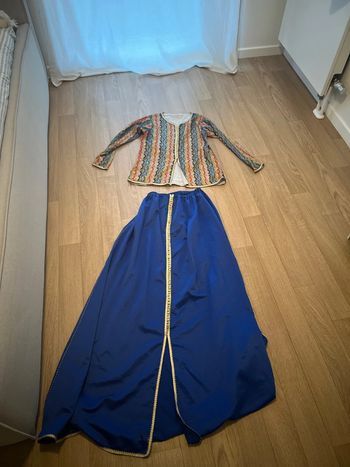 Robe caftan occasion taille du 34 au 38 comme comme Neuf