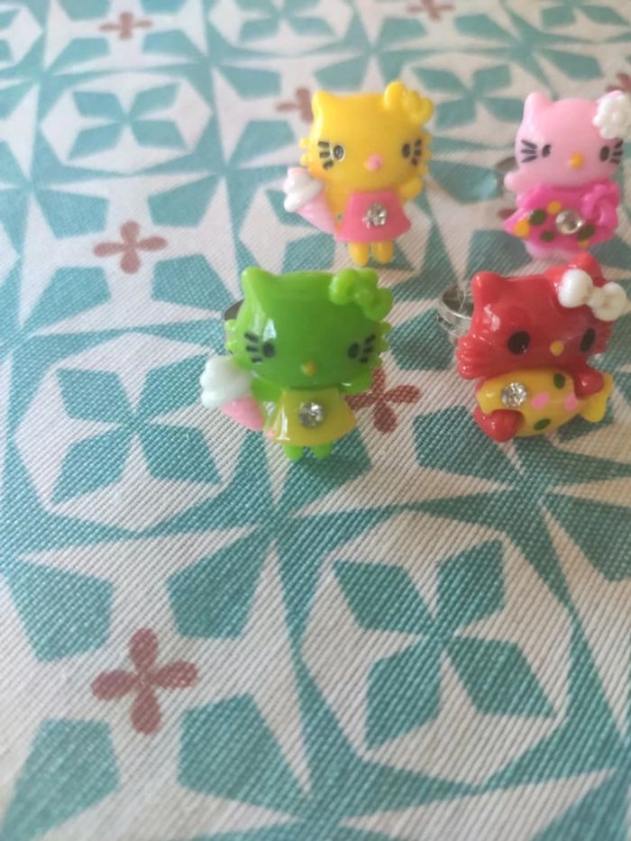 Bague réclables Hello Kitty - photo numéro 2