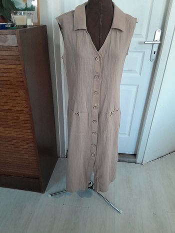 Jolie robe été mi longue boutonnée sans manche coton lin Shallwe