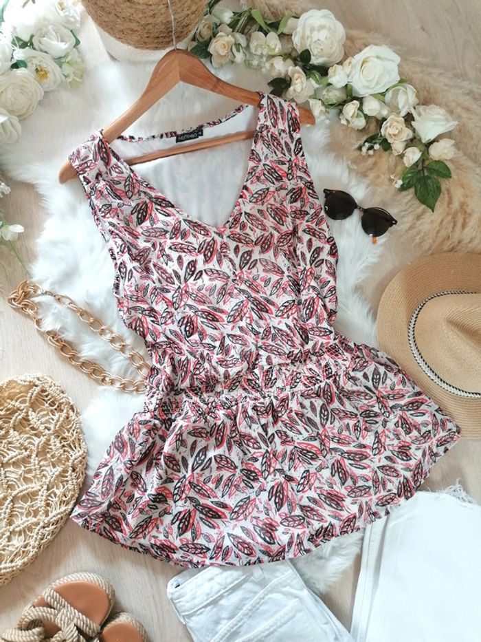 Jolie haut taille 46