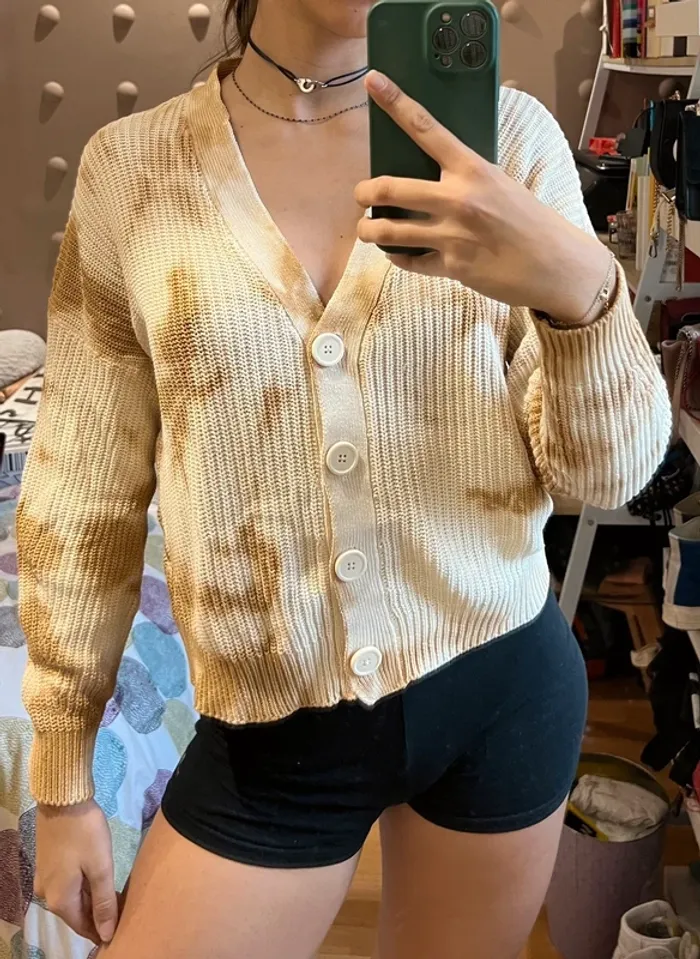 pull beige bershka