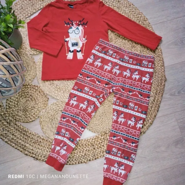 🎅🎁 Pyjama de Noël H&M fille – Magie & Style ! - photo numéro 2