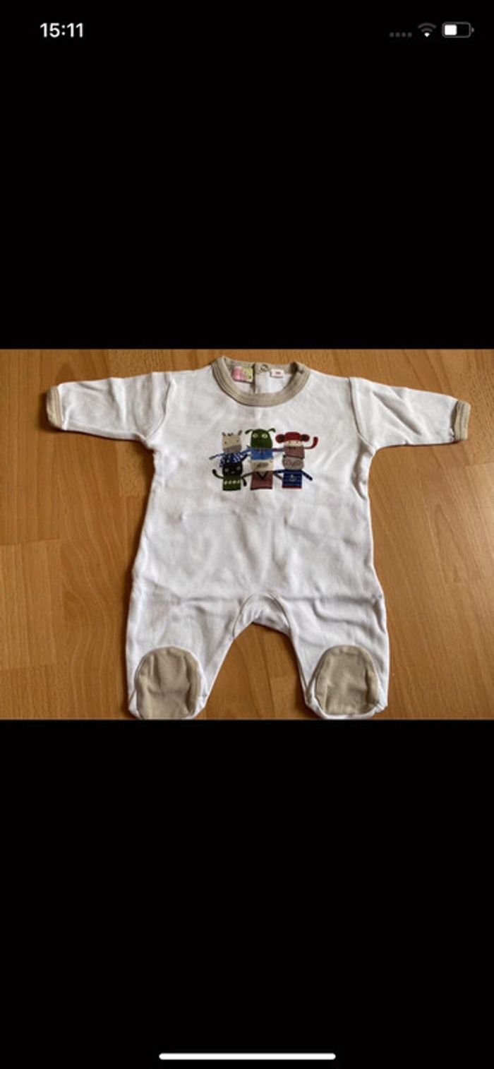 Lot de 4 pyjamas/grenouillères d’été T. naissance garçon TBE - photo numéro 7