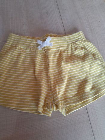 Short 4 ans