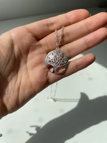 Collier pendentif arbre