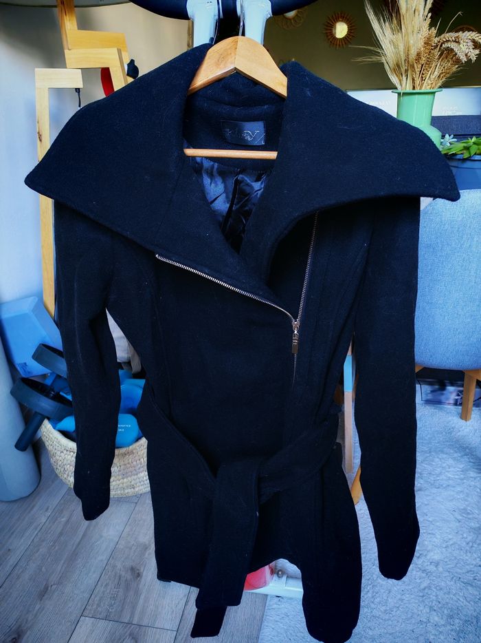 Manteau noir feutrine - photo numéro 3