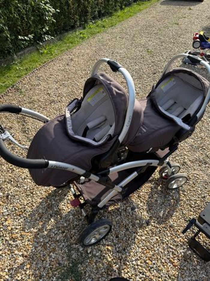 Poussette double + isofix - photo numéro 8