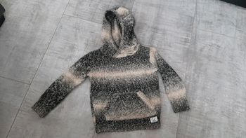 Pull avec capuche