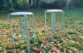 Paire de chaises de bar de couleur verte style usine