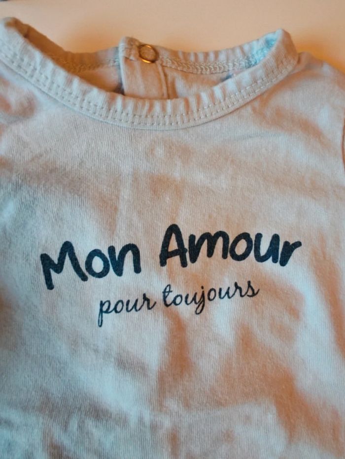 Pyjama 1 mois - photo numéro 2