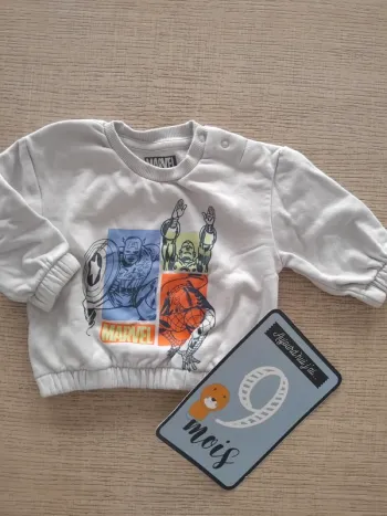 Pull 6/9 mois / 74 cm