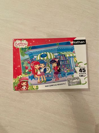 Puzzle charlotte aux fraises