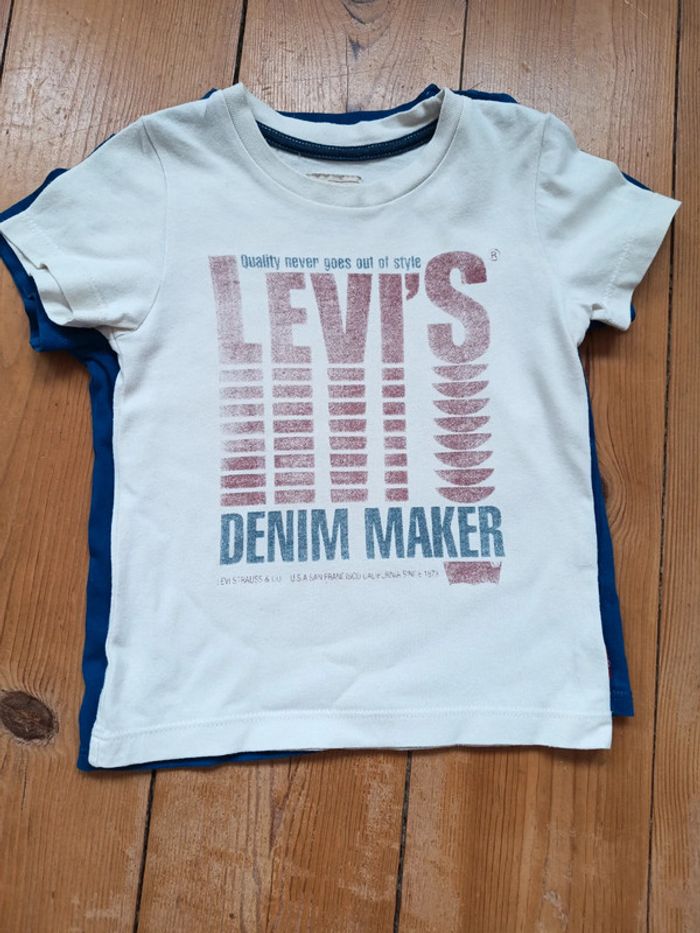 2 tee shirts mc levis obaibi 3 ans