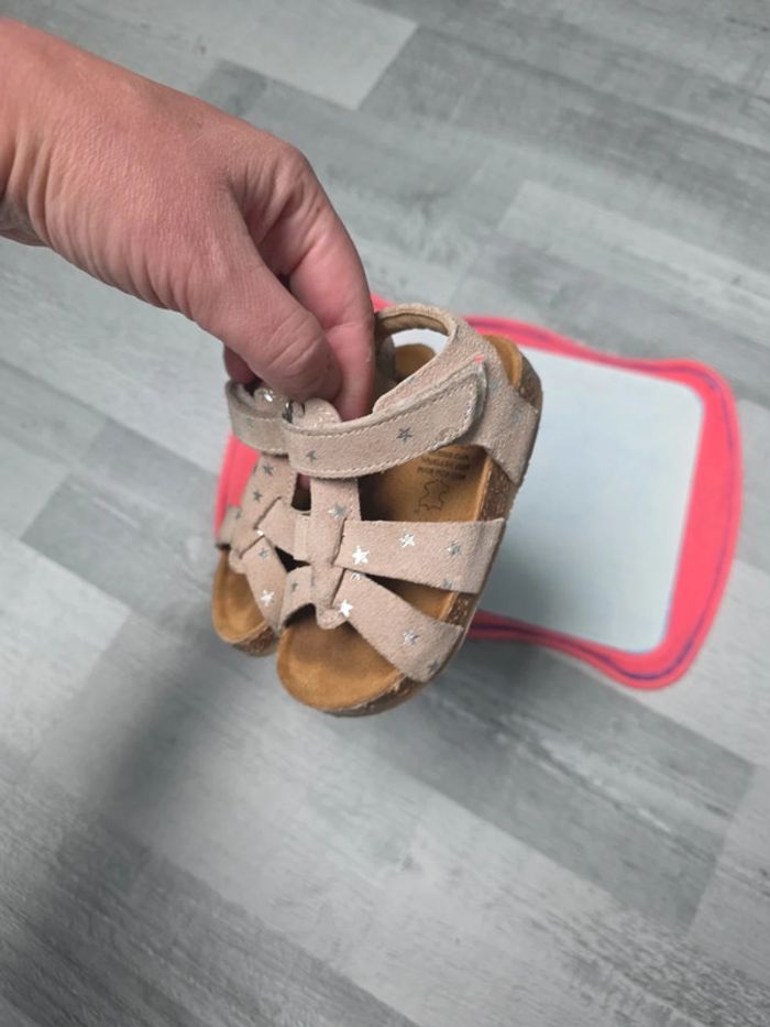 Claquette taille 21 - photo numéro 3