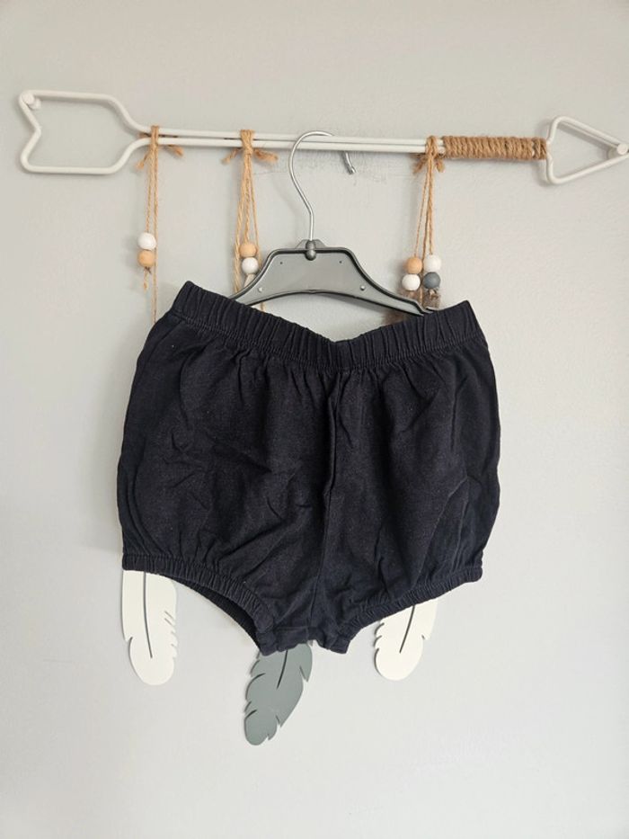 Short 18 mois - photo numéro 2