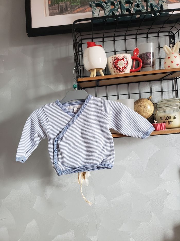 Brassiere 🎀 Kitchoun 3 mois 2€ - photo numéro 2