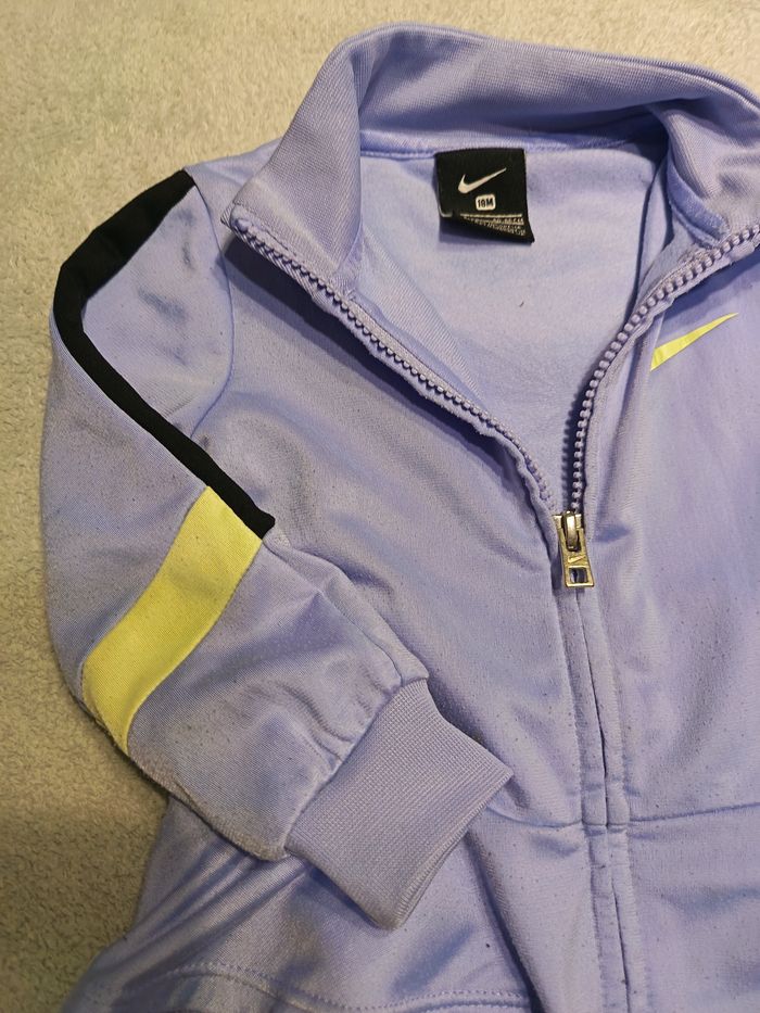 veste violette de NIKE 18 mois réf 145 B7 - photo numéro 3