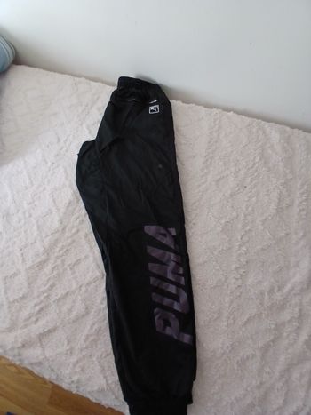 Pantalon pumas 