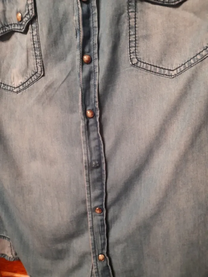 Chemise jean's - photo numéro 2