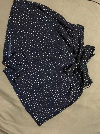 Short bleu marine à pois