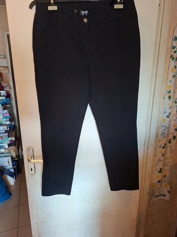Jeans pantalon taille haute 44