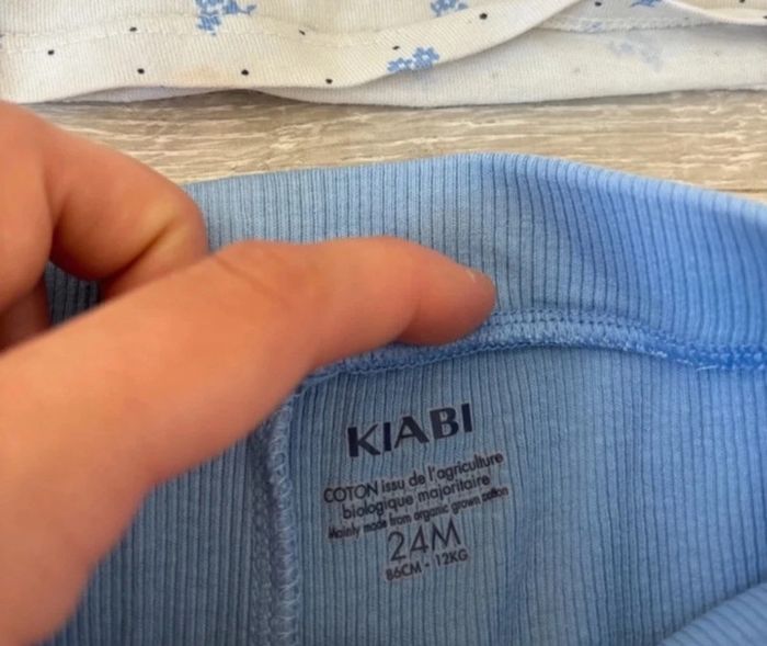 Ensemble Kiabi bébé fille taille 24 m - photo numéro 4