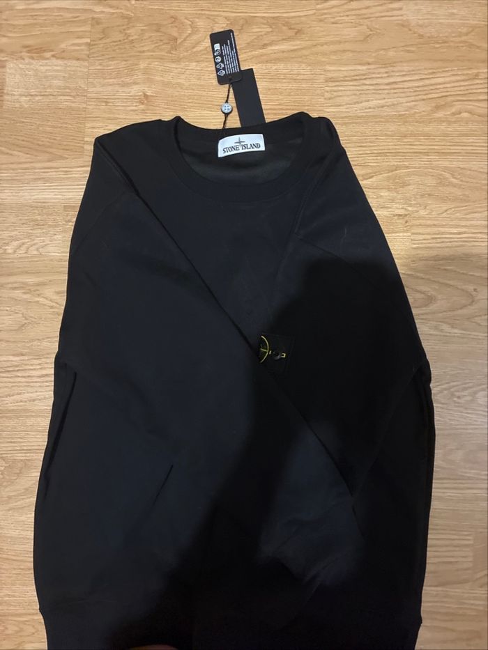 Pull stone island - photo numéro 2