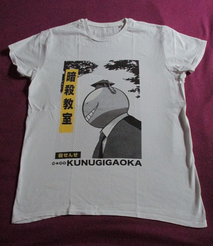 tshirt blanc taille M Assassination Classroom