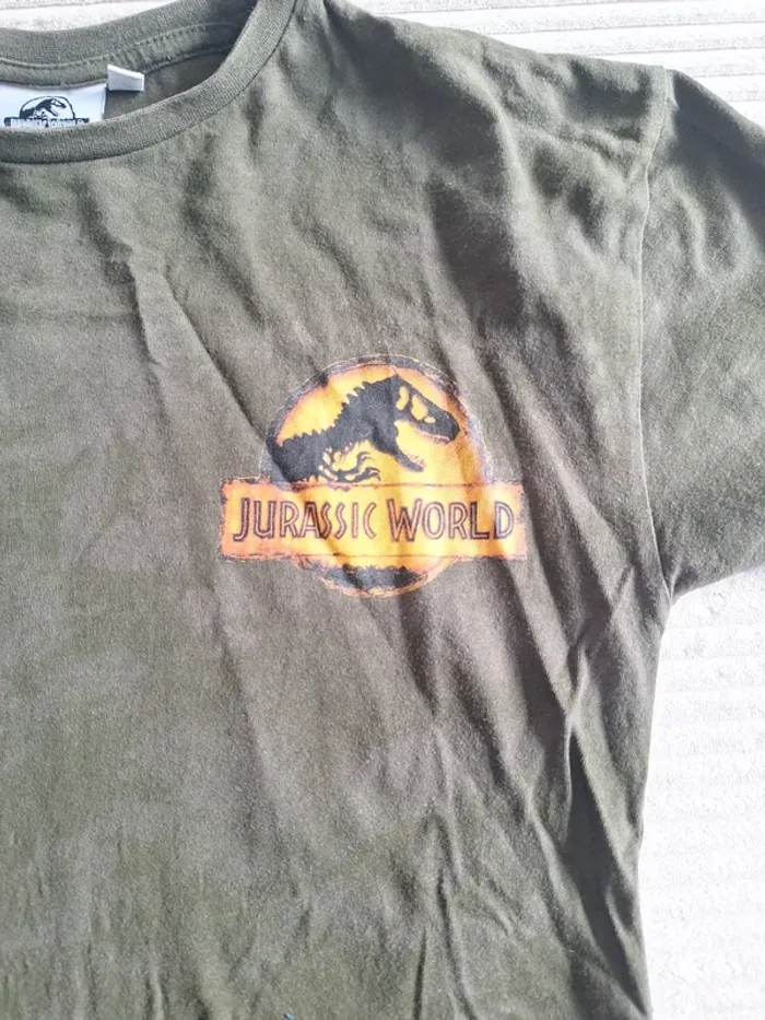 Tee shirt Jurassic World - photo numéro 2