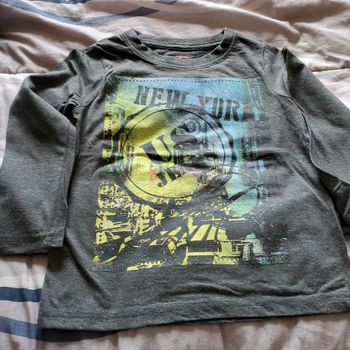 t-shirt Mlongue 4ans  (3e)