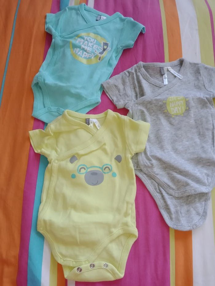 Lot de 3 body 1 mois orchestra Baby comme neuf