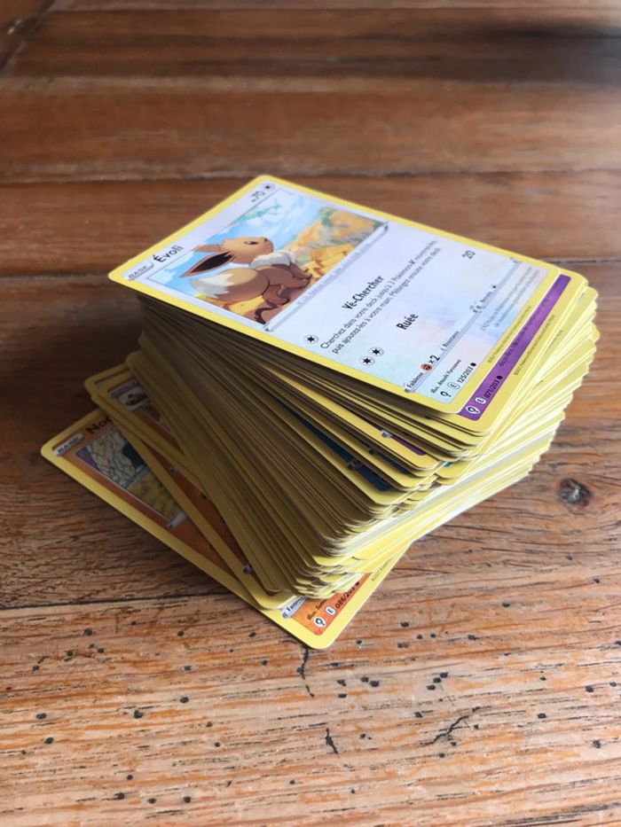 Lots de 50 cartes Pokémon sans double - photo numéro 2