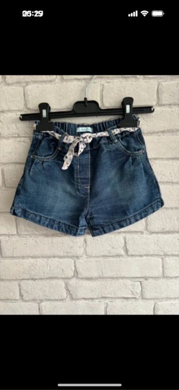 Short obaibi taille 3 ans